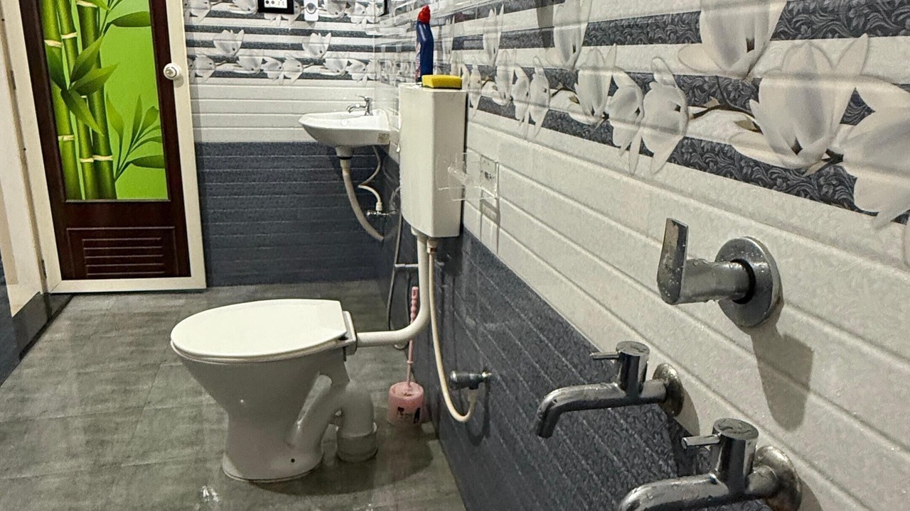 Photo of Bathroom in Thiruvananthapuram