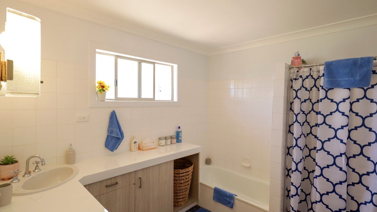 Photo of Bathroom in Tenterfield