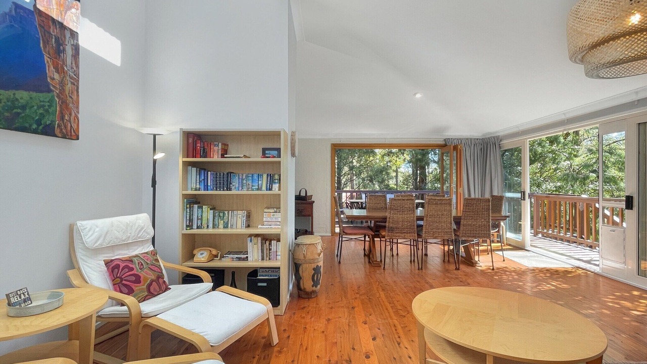 Photo of Livingroom in Mossy Point