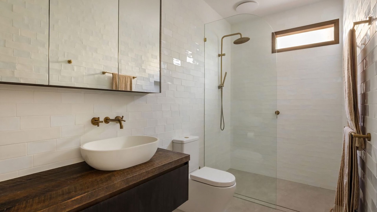Photo of Bathroom in Suffolk Park