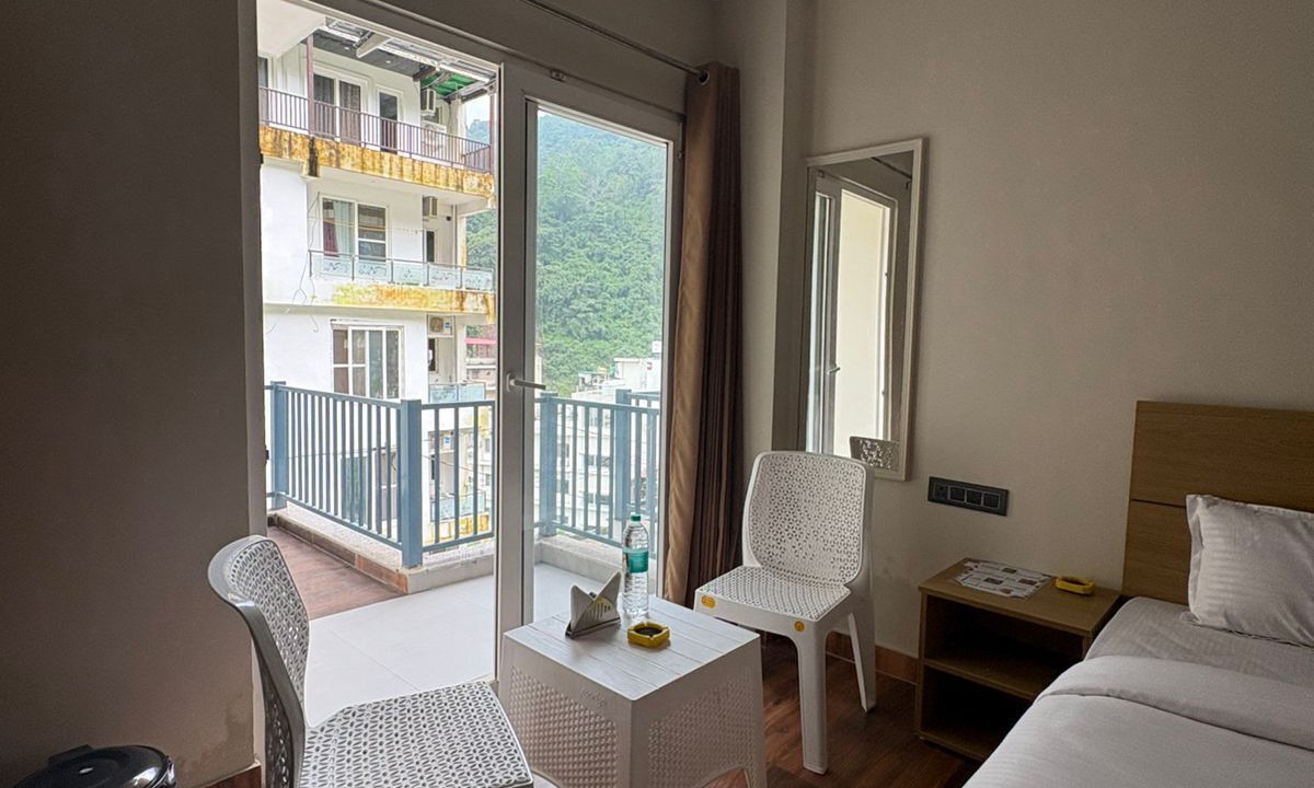 Photo of Bedroom in Haridwar