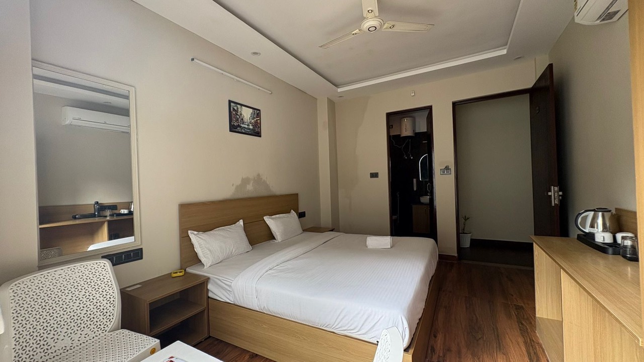 Photo of Bedroom in Haridwar