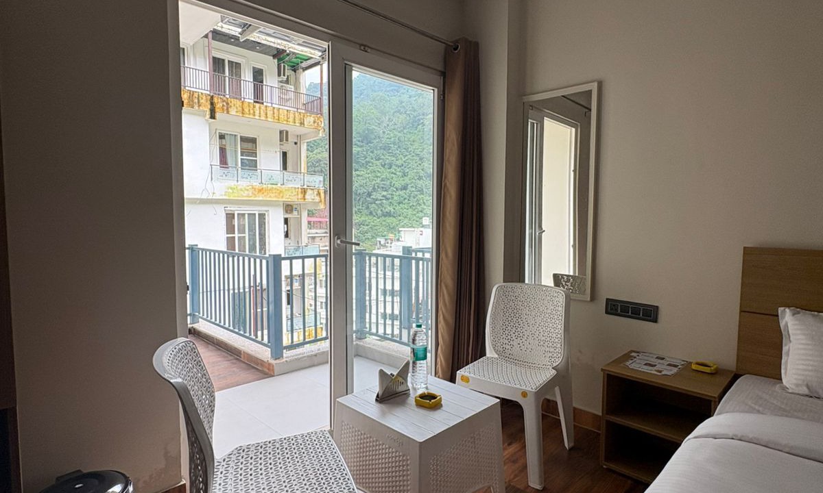 Photo of Bedroom in Haridwar