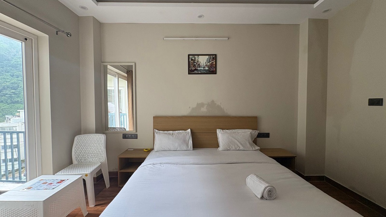 Photo of Bedroom in Haridwar