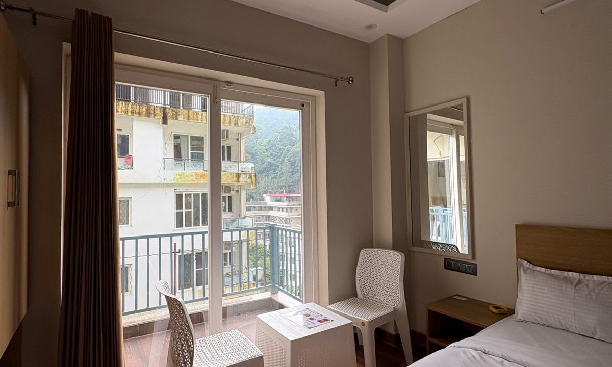 Photo of Bedroom in Haridwar