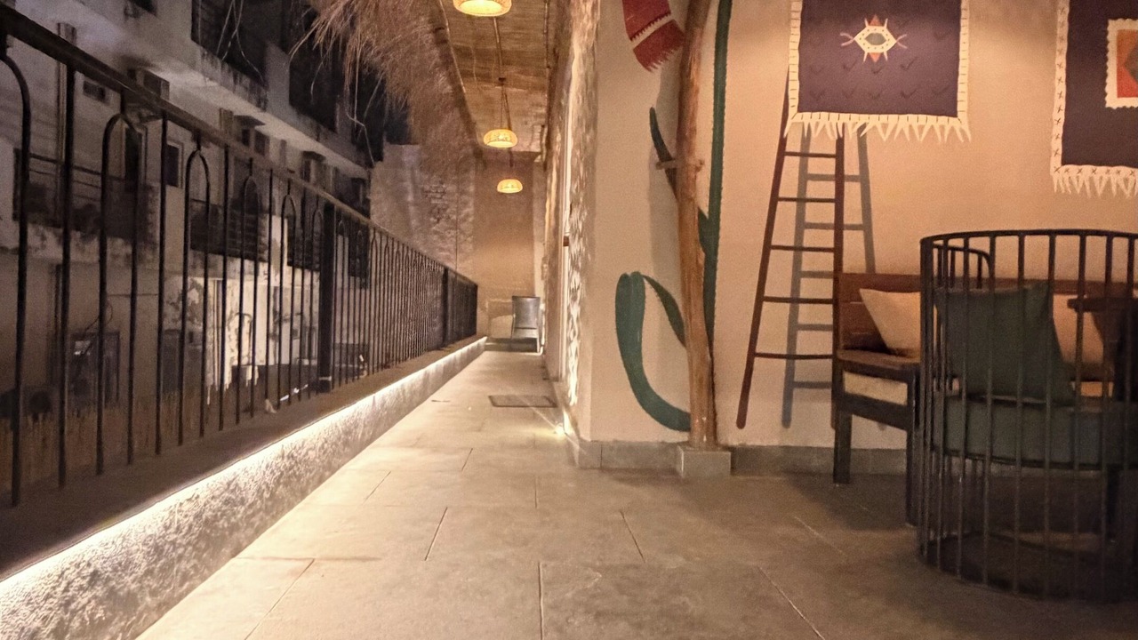 Photo of Patio Balcony in Taj Ganj