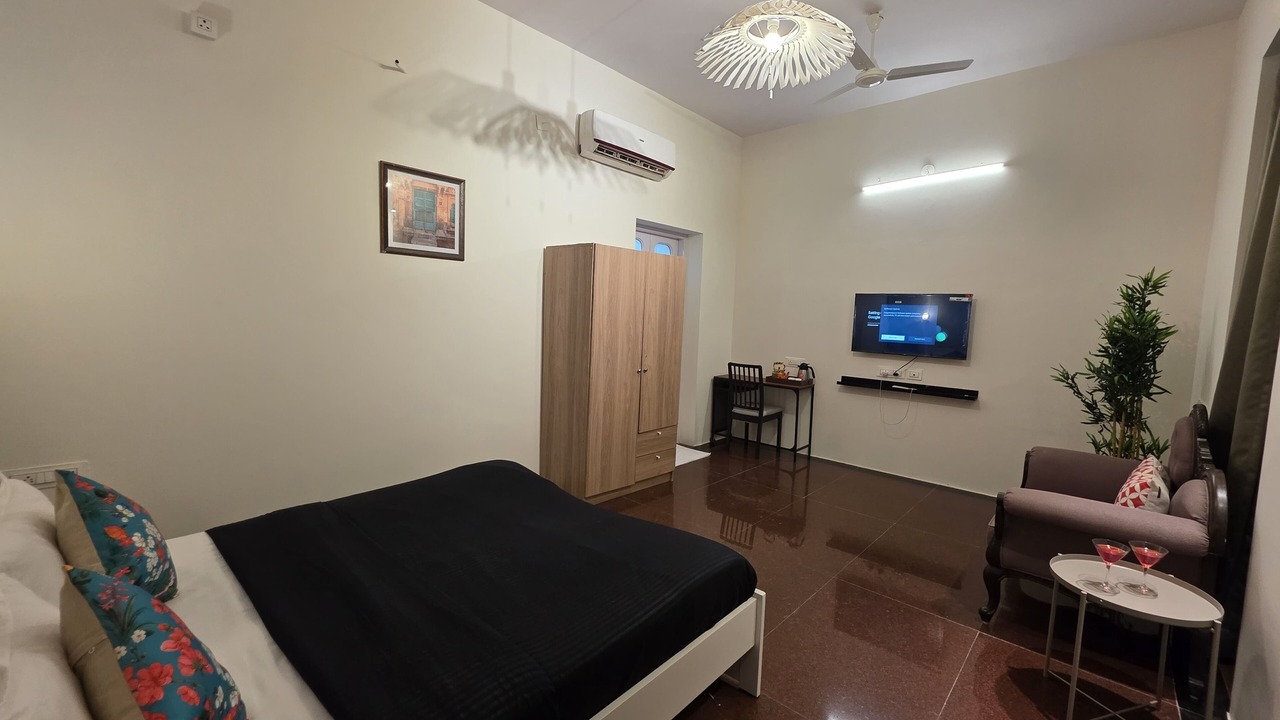 Photo of Bedroom in Malabar Hill