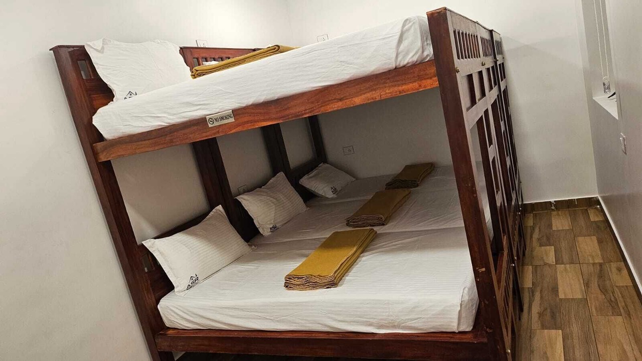 Photo of Bedroom in Valparai