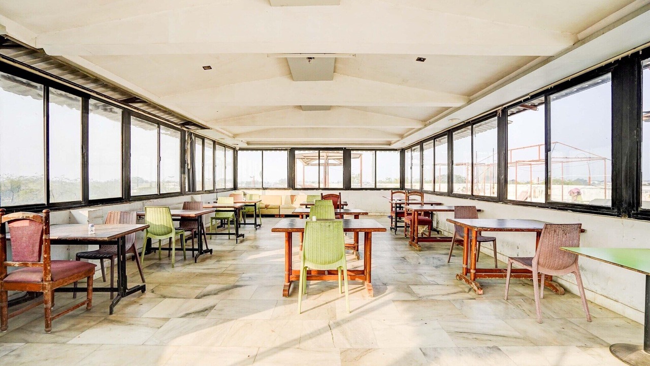 Photo of Livingroom in Infocity