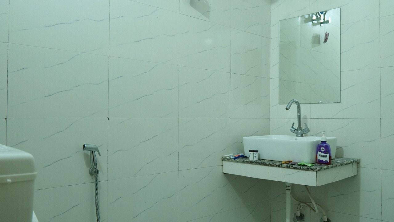 Photo of Bathroom in Orchha