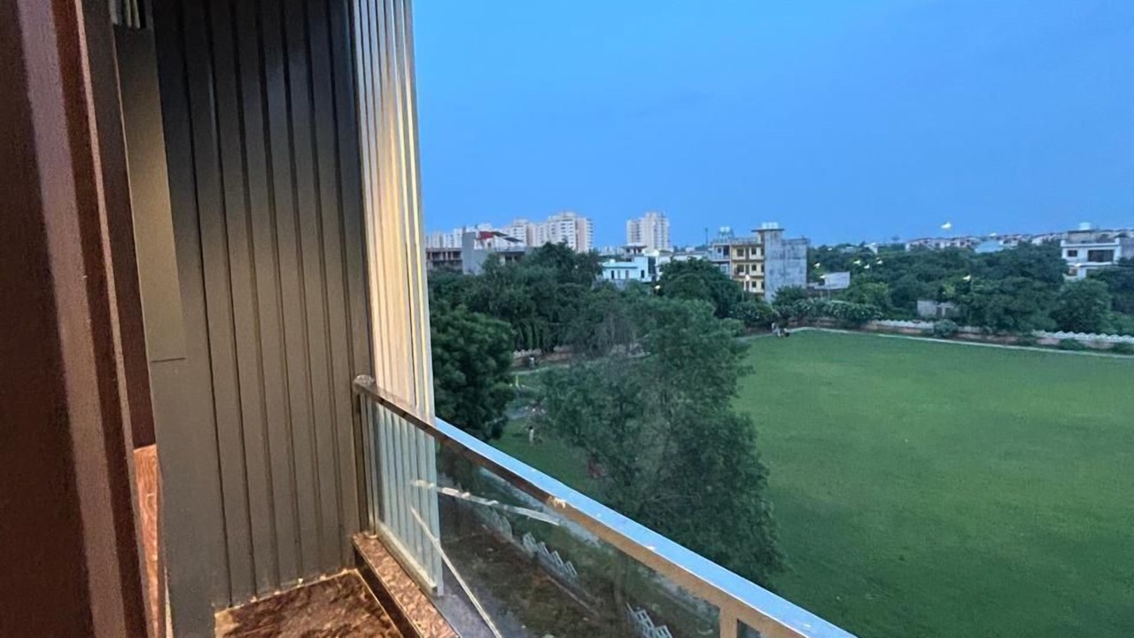 Photo of Bedroom in Greater Noida