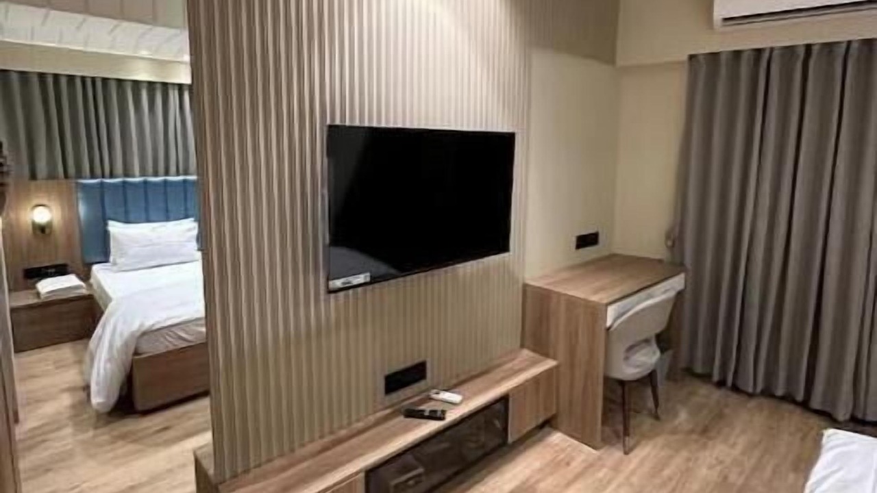 Photo of Bedroom in Khar
