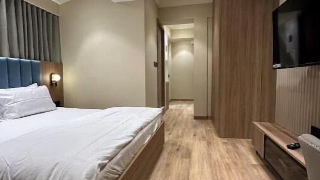 Photo of Bedroom in Khar