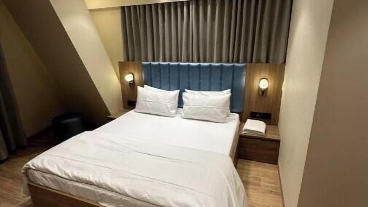 Photo of Bedroom in Khar