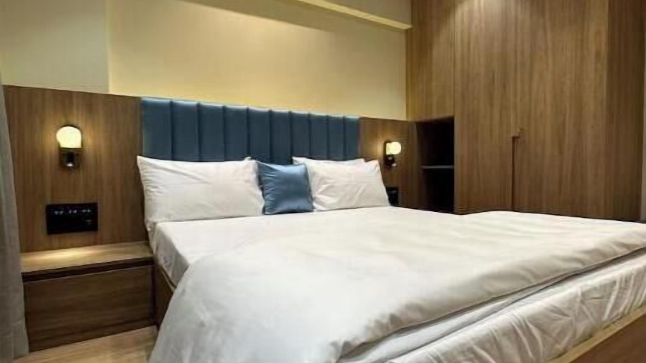 Photo of Bedroom in Khar