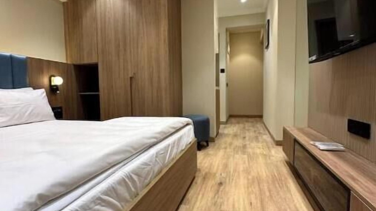 Photo of Bedroom in Khar