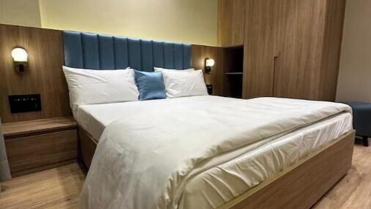 Photo of Bedroom in Khar