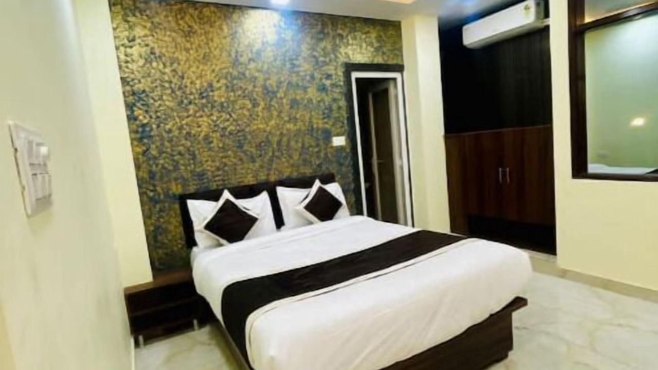 Photo of Bedroom in Kalyanpur