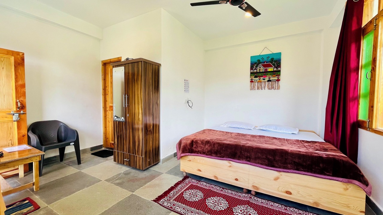 Photo of Bedroom in Simsa Village