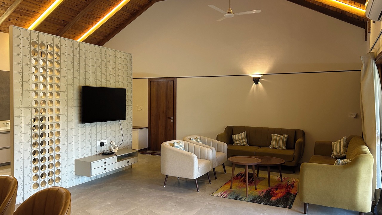 Photo of Livingroom in Devpar