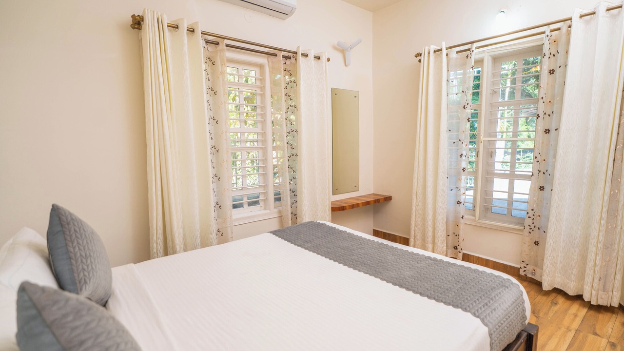 Photo of Bedroom in Sangameswarpet