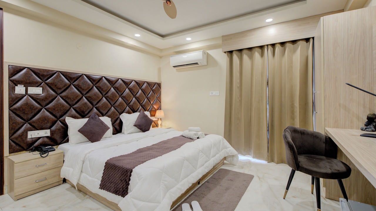 Photo of Bedroom in Sector 51