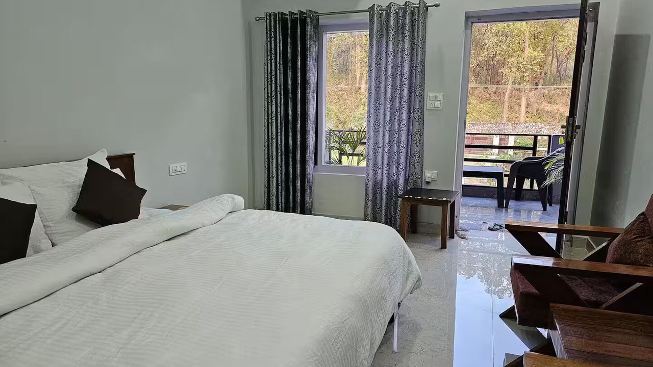 Photo of Bedroom in Ramnagar