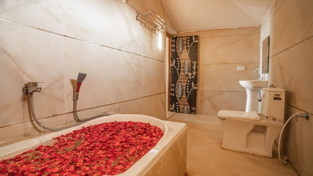 Photo of Bathroom in Kanoi
