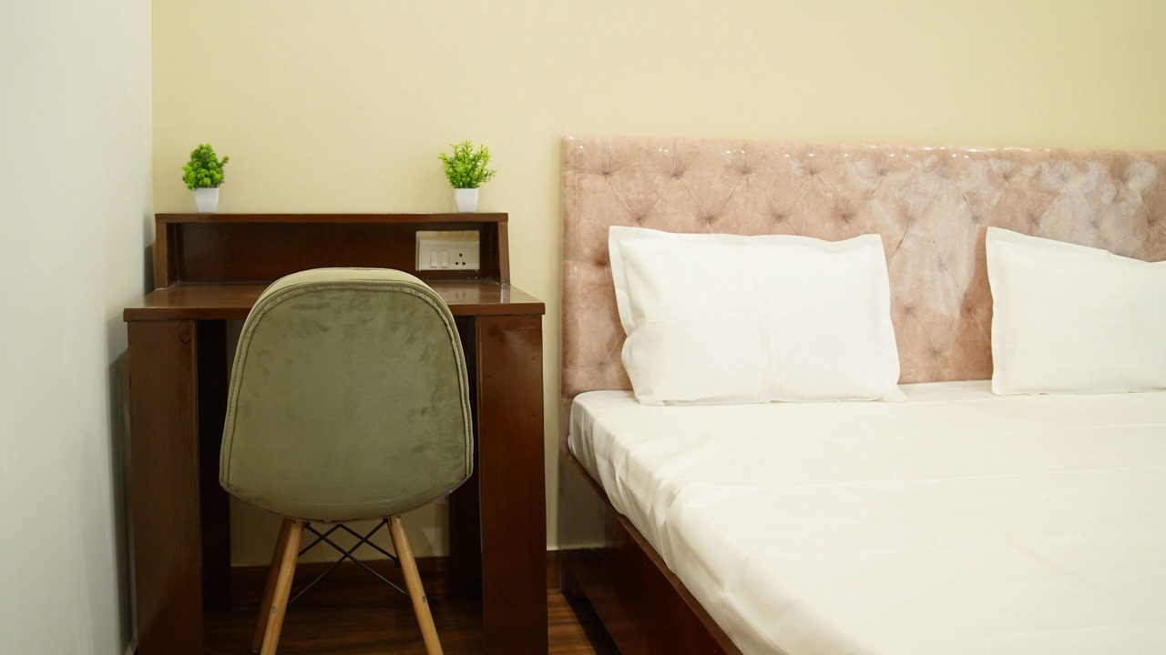 Photo of Bedroom in Landran