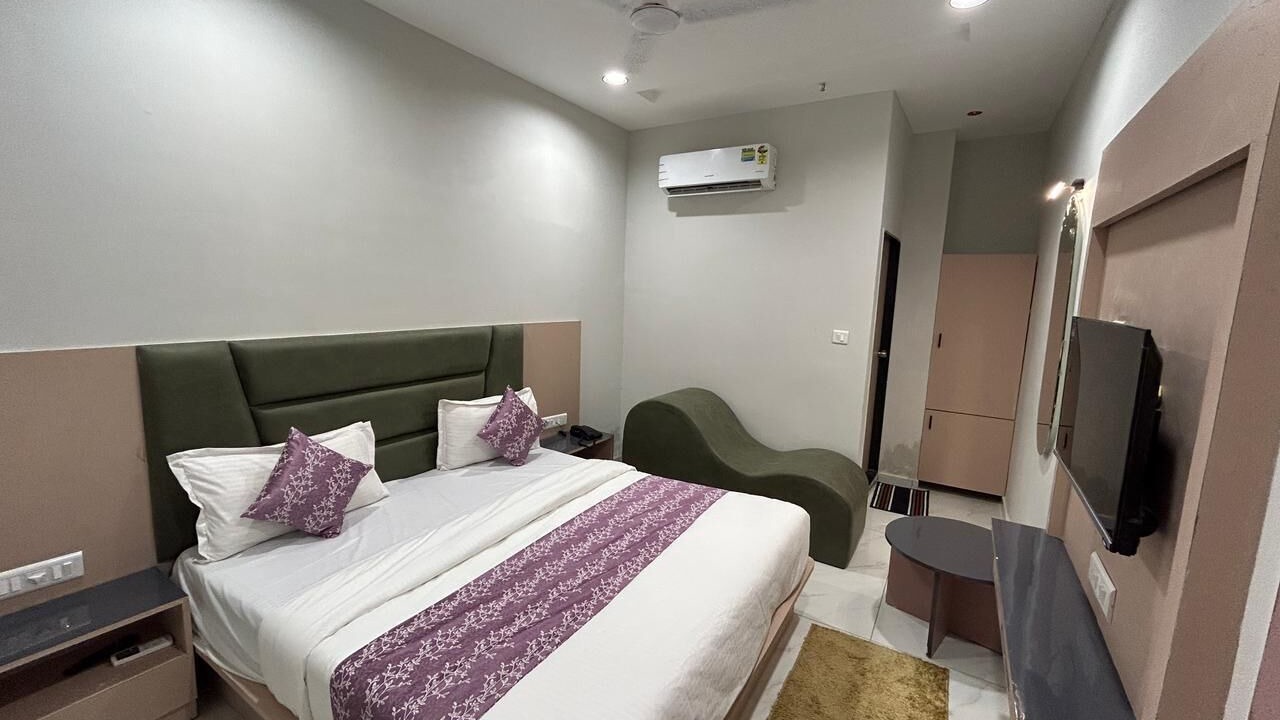 Photo of Bedroom in Ahmedabad