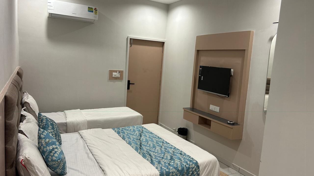 Photo of Bedroom in Ahmedabad