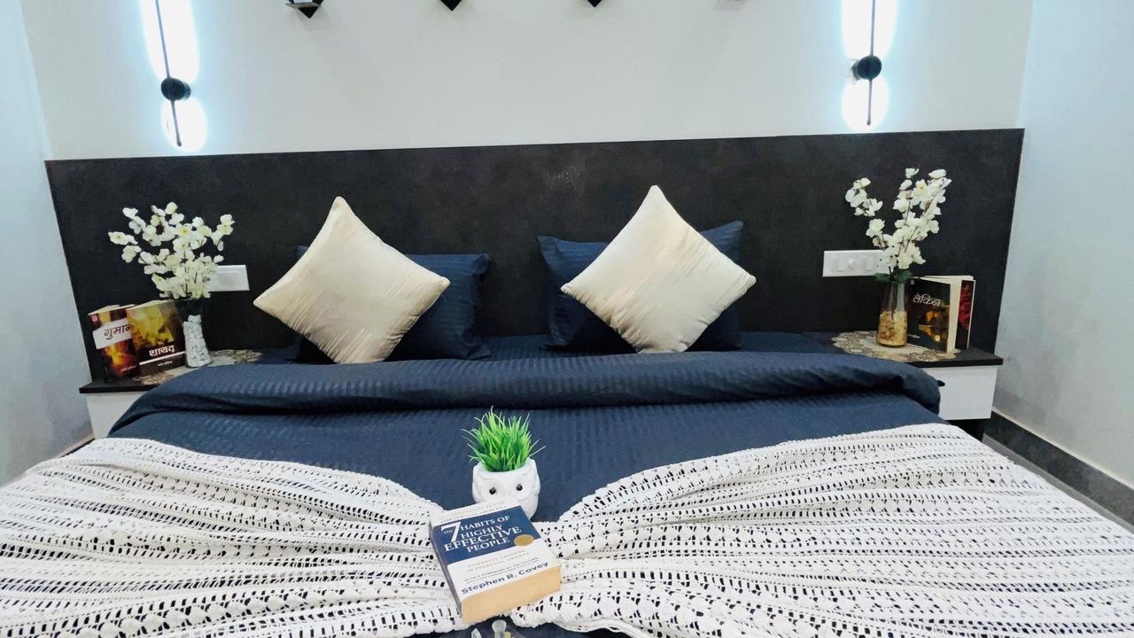 Photo of Bedroom in Sector 15