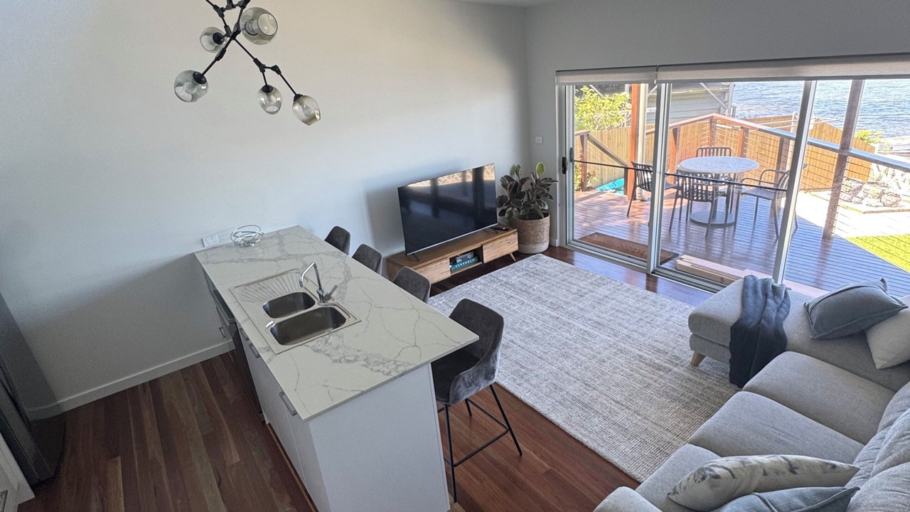 Photo of Livingroom in Marks Point