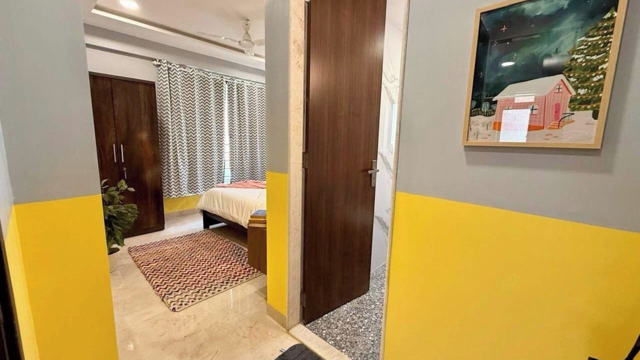 Photo of Bedroom in Pali Hill