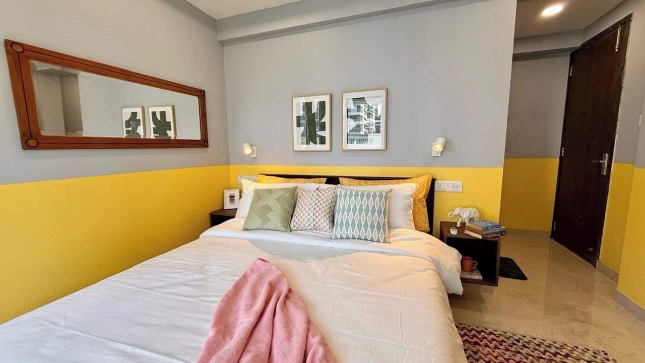 Photo of Bedroom in Pali Hill