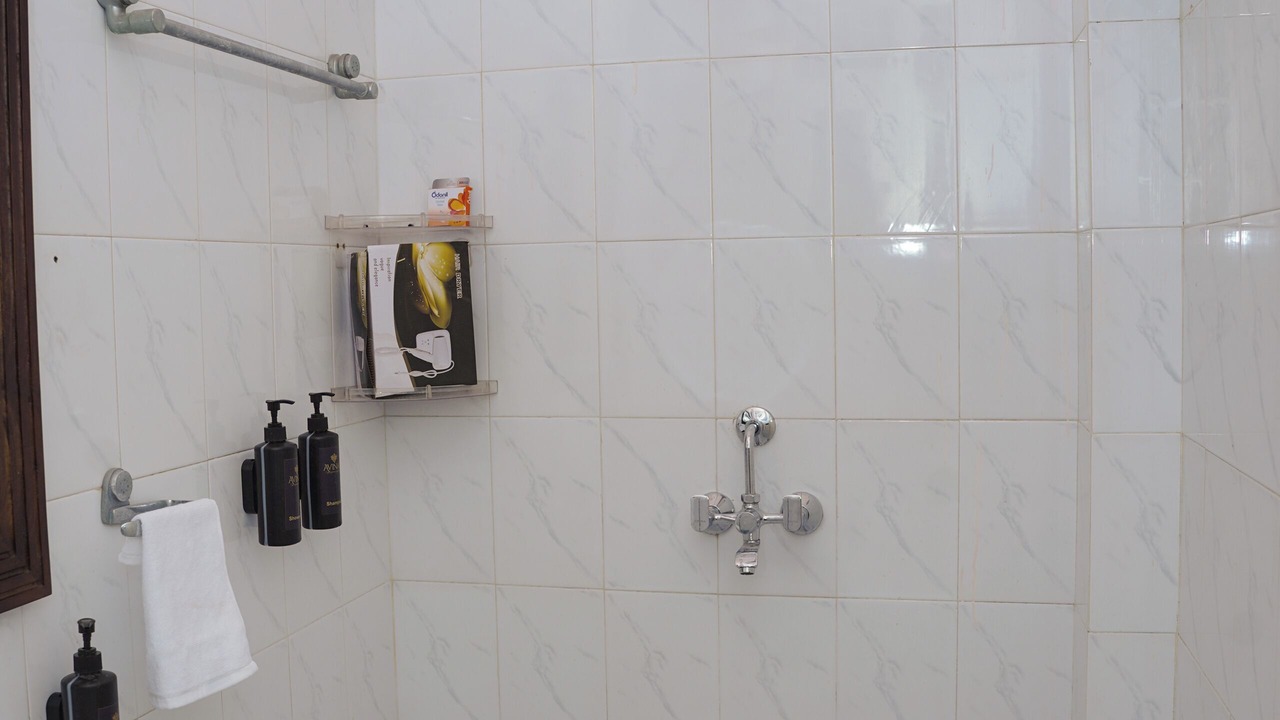 Photo of Bathroom in Vaishali Nagar