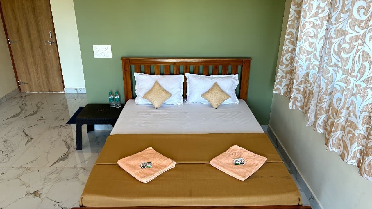 Photo of Bedroom in Hireguthi