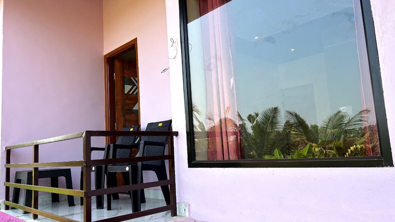 Photo of Patio Balcony in Hireguthi