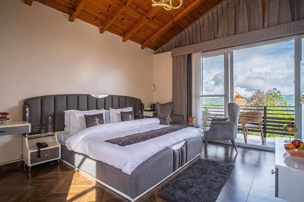 Photo of Bedroom in Mukteshwar