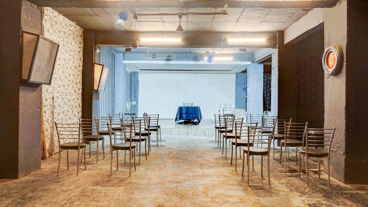 Photo of Livingroom in Pune