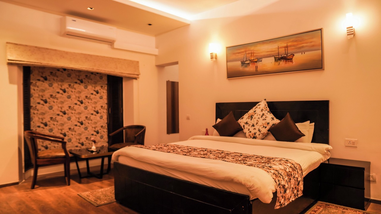 Photo of Bedroom in Kasauli