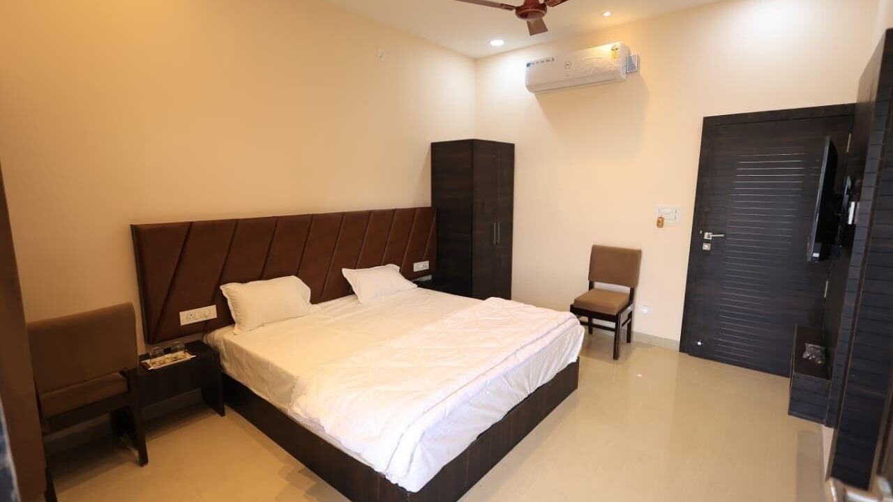 Photo of Bedroom in Ujjain