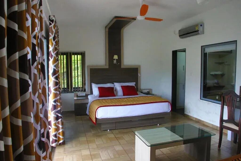 Photo of Bedroom in Devikolam