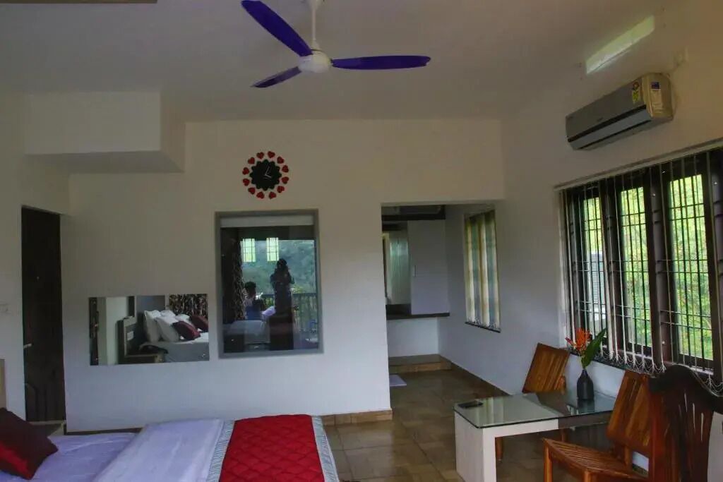 Photo of Bedroom in Devikolam
