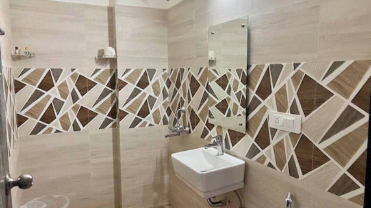 Photo of Bathroom in Naukuchiyatal