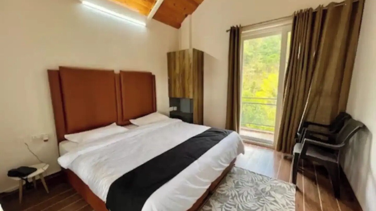 Photo of Bedroom in Naukuchiyatal