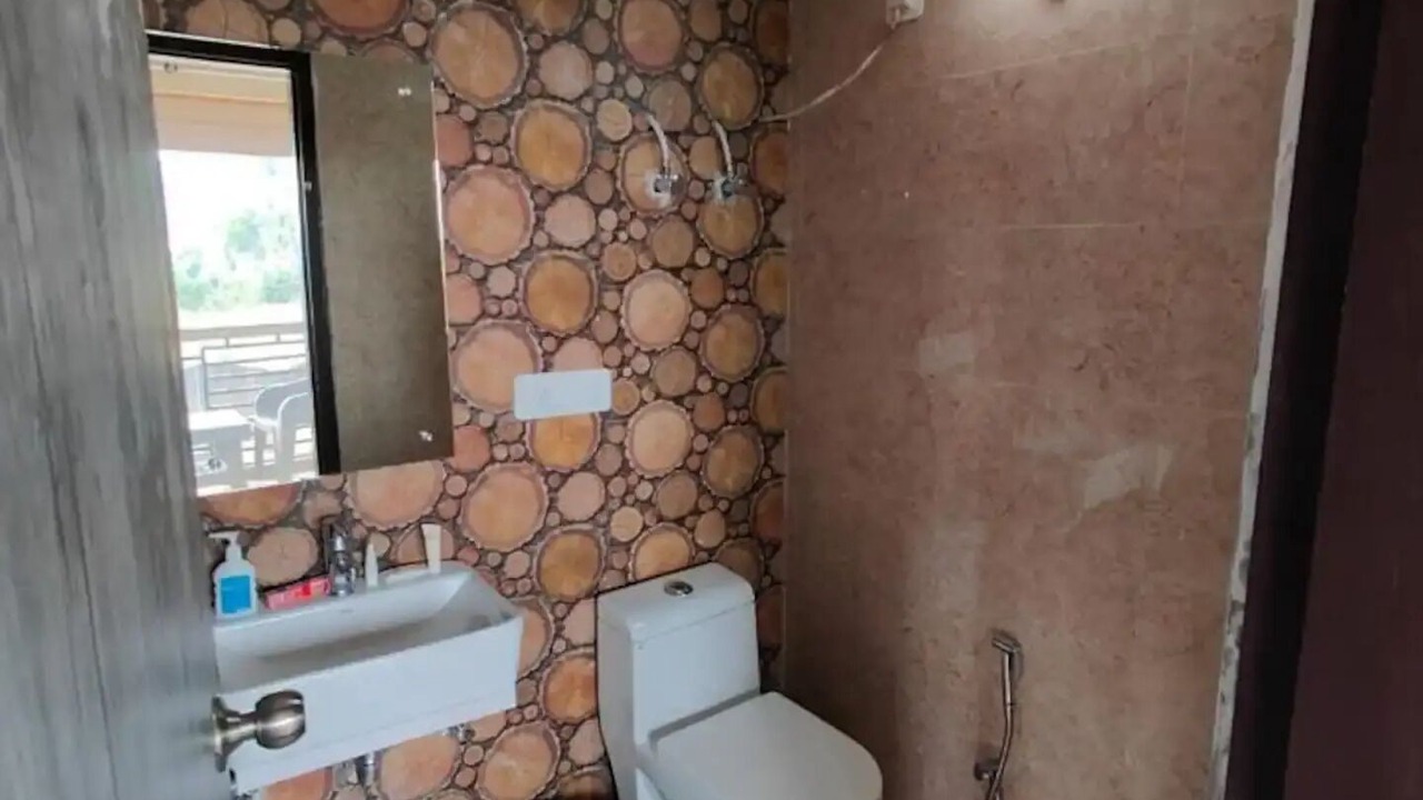 Photo of Bathroom in Naukuchiyatal