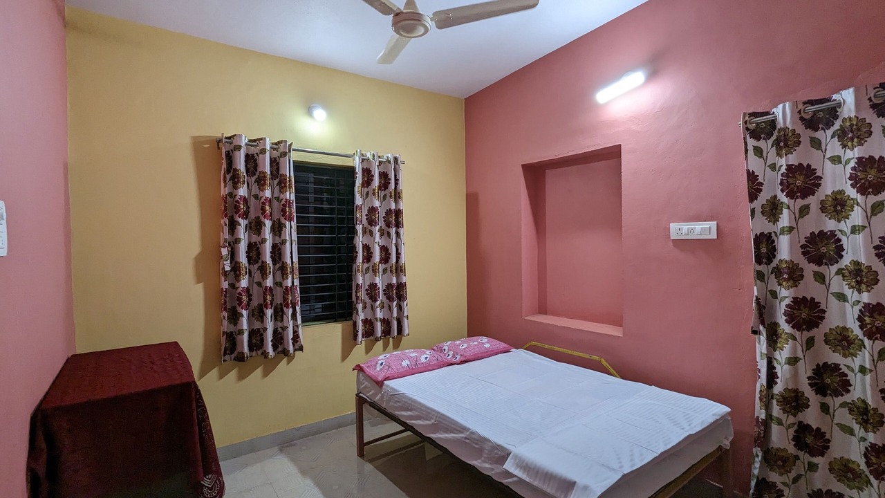 Photo of Bedroom in Honavar