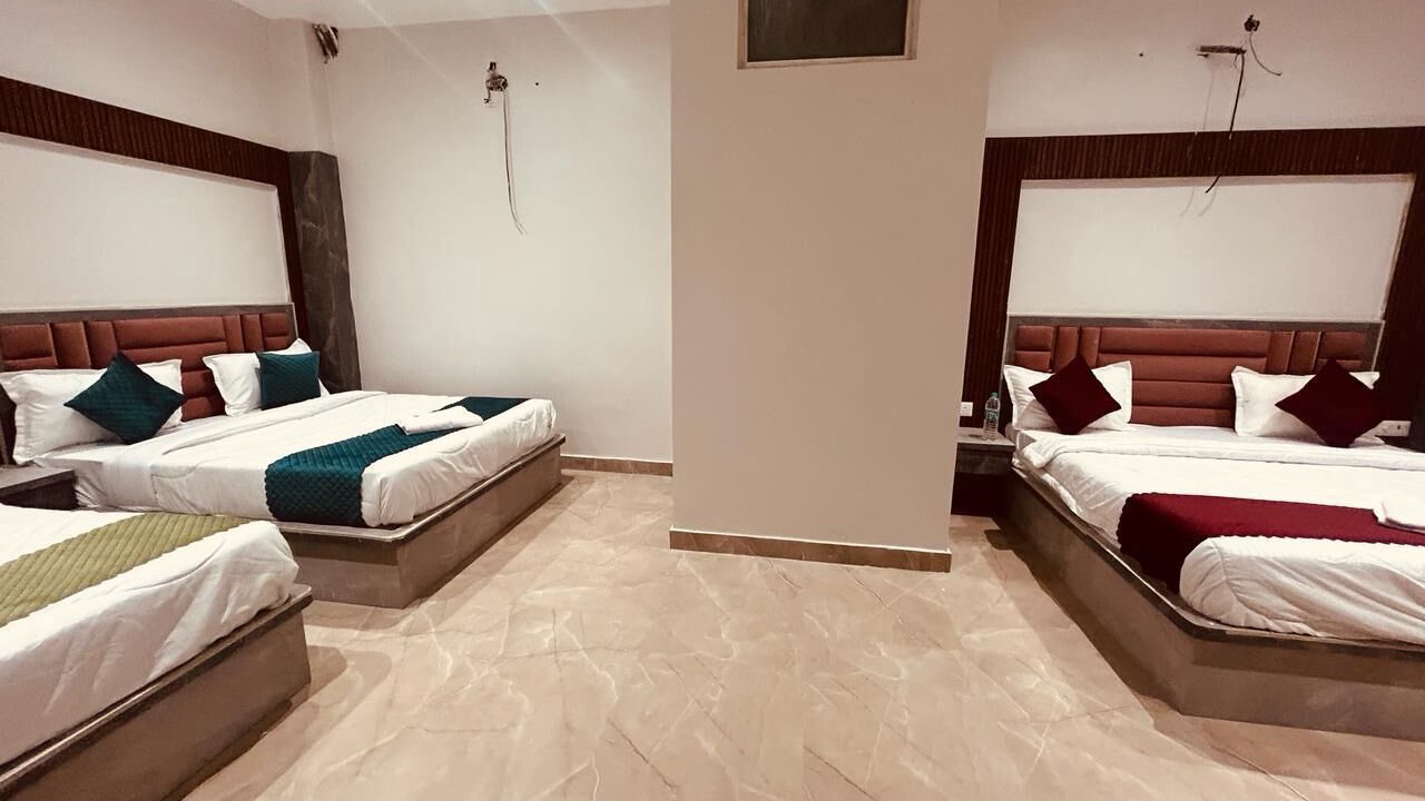 Photo of Bedroom in Vashist