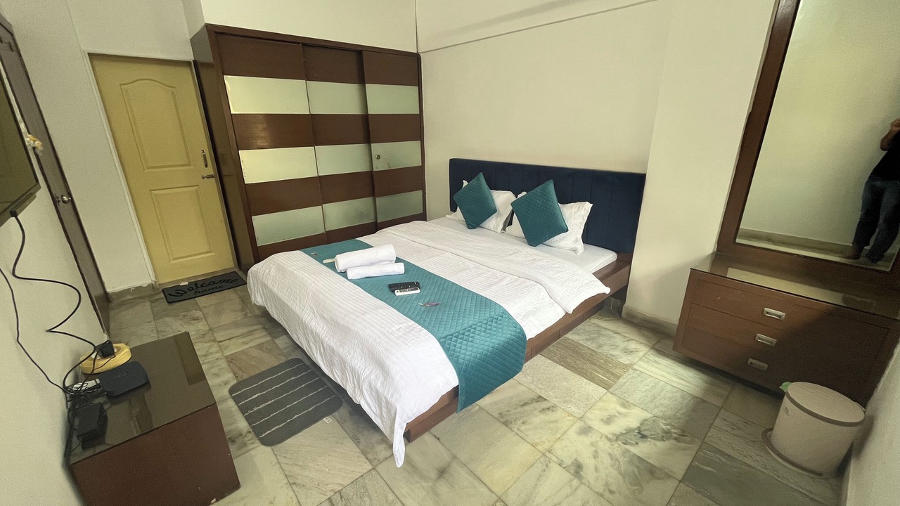 Photo of Bedroom in Powai